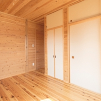 みんけん木の家素材を活かした建具写真