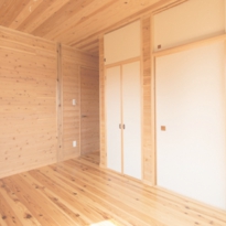 みんけん木の家素材を活かした建具写真